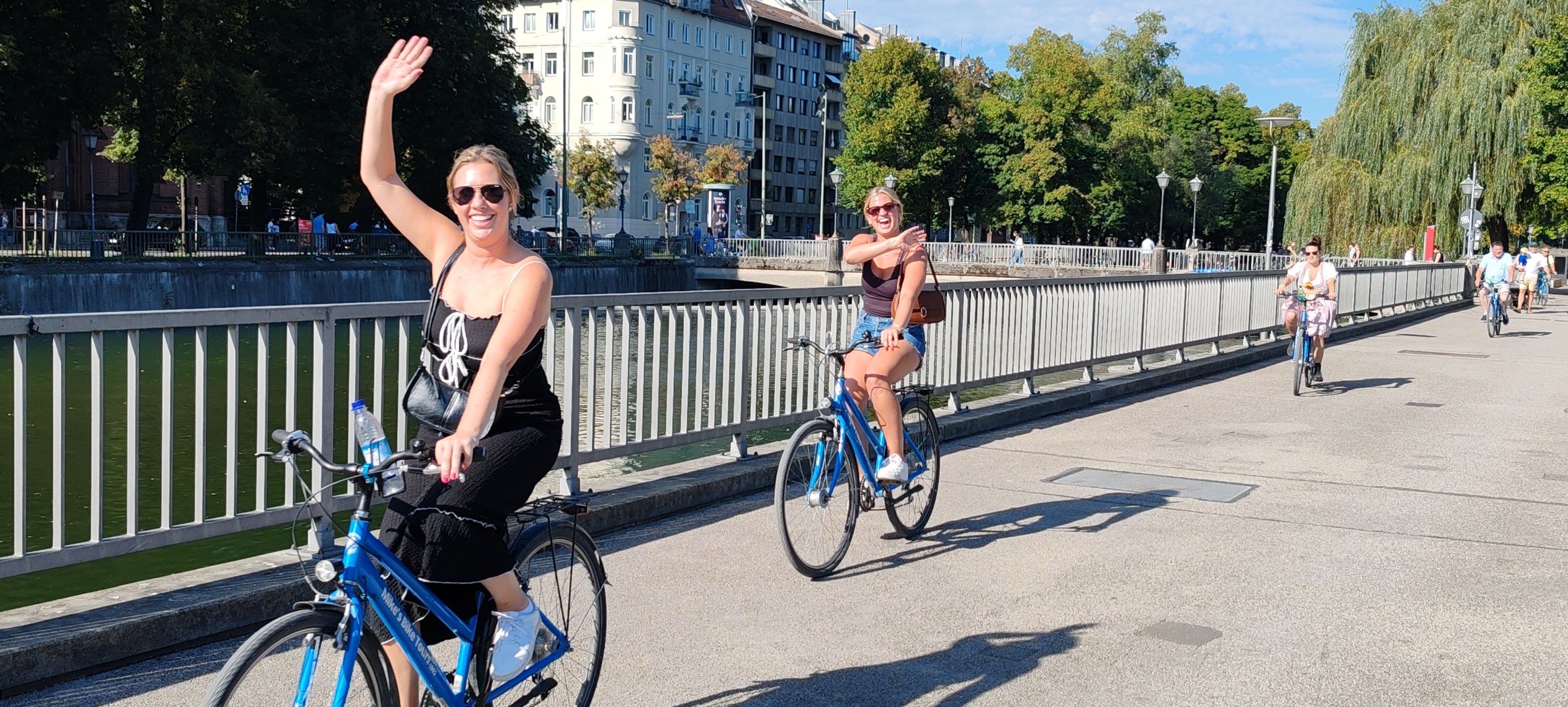München Fahrradverleih am Hofbräuhaus